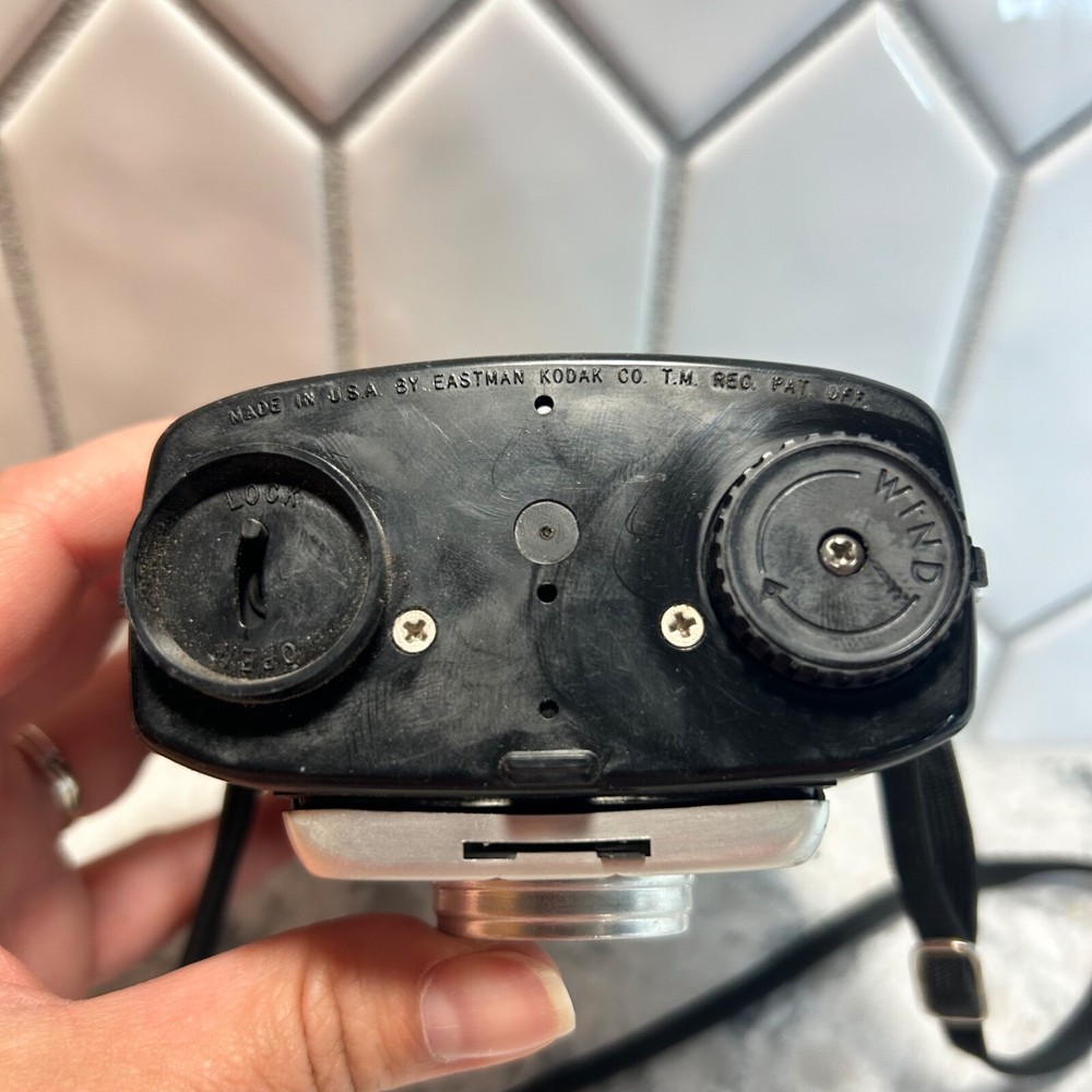 Vintage Kodak Brownie StarFlash Camera With Strap. Untested.