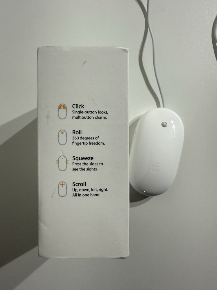 Apple Wired Mouse (white)