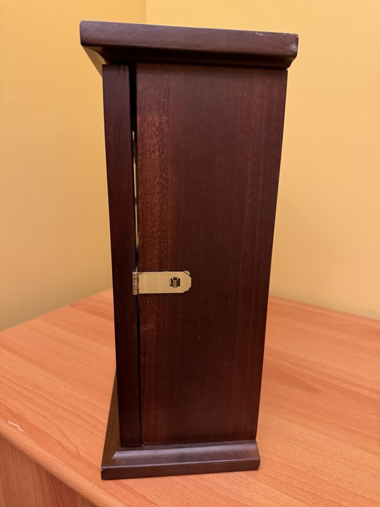 THE SMALL BATCH Kentucky BOURBON COLLECTION - 4 BOTTLE DISPLAY CABINET WITH KEY