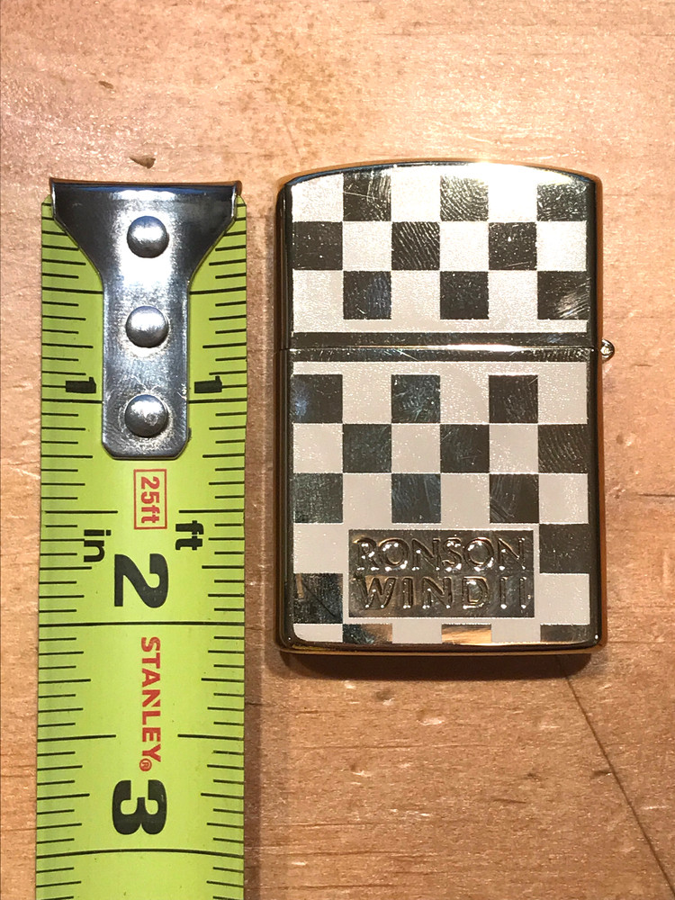 CLASSIC RONSON WIND II CHECKER LIGHTER WITH PROTECTIVE SLEEVE