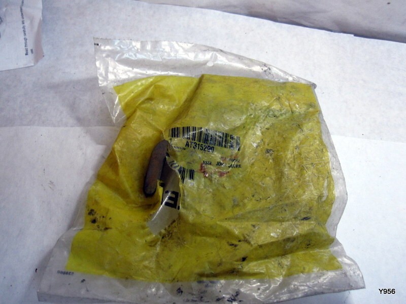 John Deere Latch, Rotary Single Jaw Hold Open AT315290