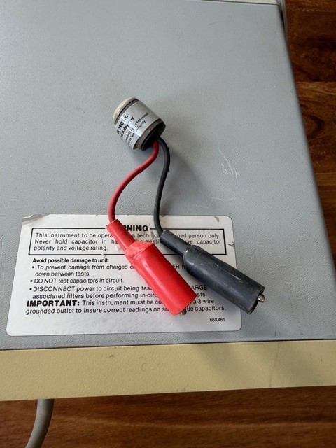 Sencore LC102 Capacitor and Inductor Analyzer Working