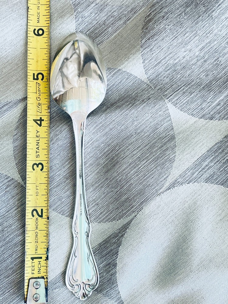 Oneida Wm A Rogers CHALICE / HARMONY Silverplate Flatware Service for 4 (2 av)