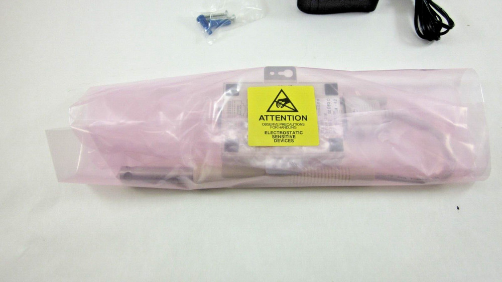 Omega iTHX-W i Server MicroServer Temperature Dew Point Humidity NIB Never Used