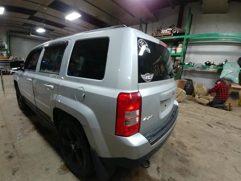 Driver Left Sun Visor Fits 10-17 PATRIOT 86880