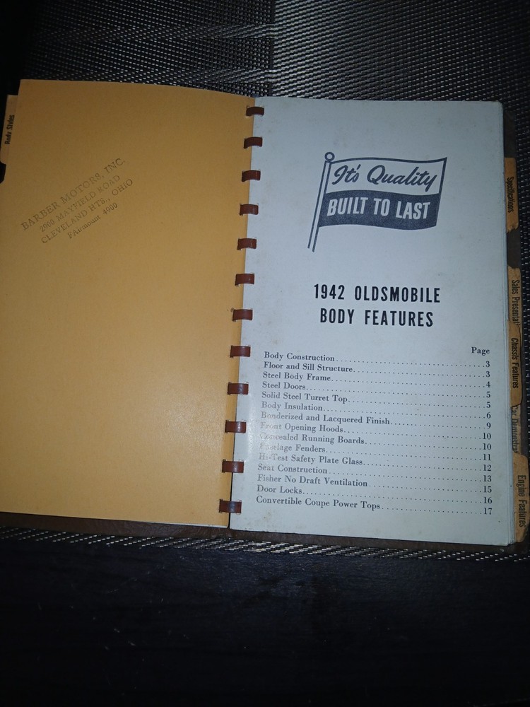 1942 Oldsmobile Reference Book "It's Quality Built to Last"
