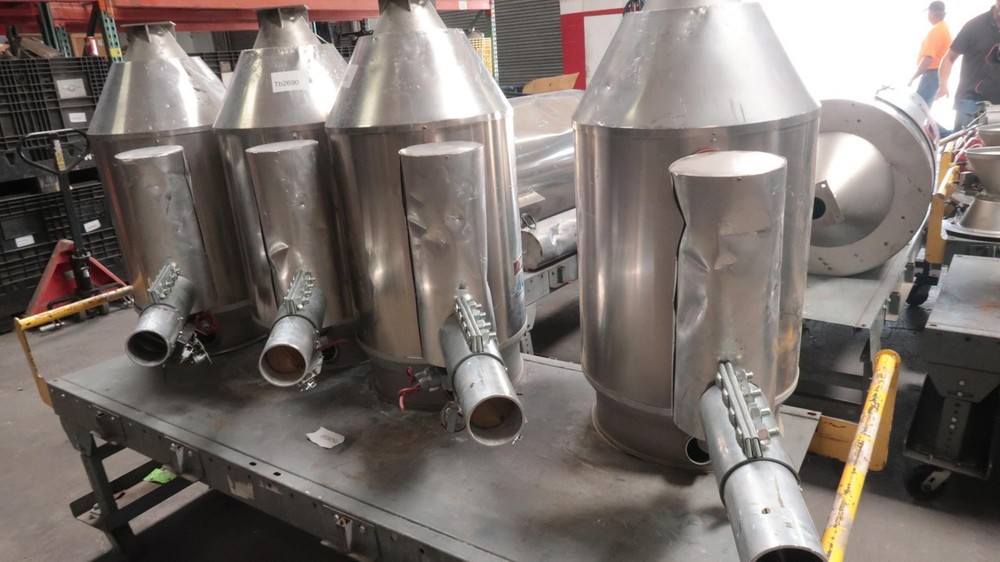 WITTMANN LOT OF PLASTIC PROCESSING EQUIPMENT T157521