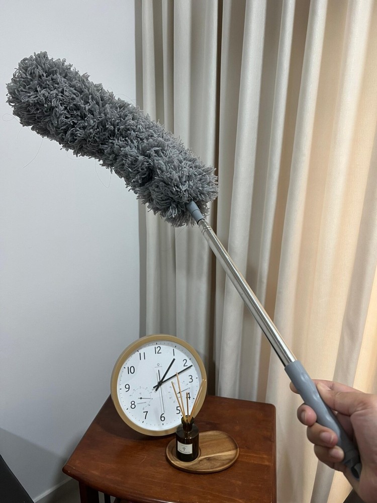 Long Microfiber Duster with Bendable Head and Washable
