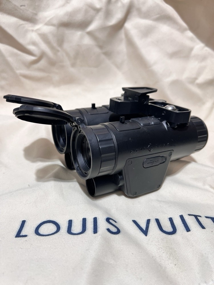 Sightmark Wraith 4K Monoculars (2-Pack) + Wilcox Mount Dual Digital Night Vision