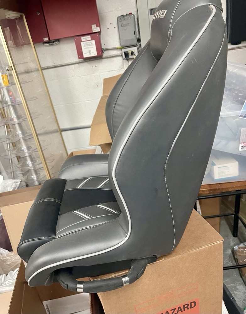 Nitro Bass Boat Seat
