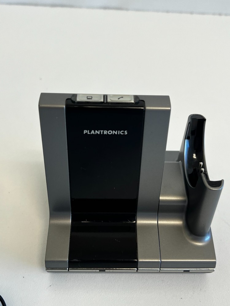 V5: Plantronics W01 Charging Base with Power Supply