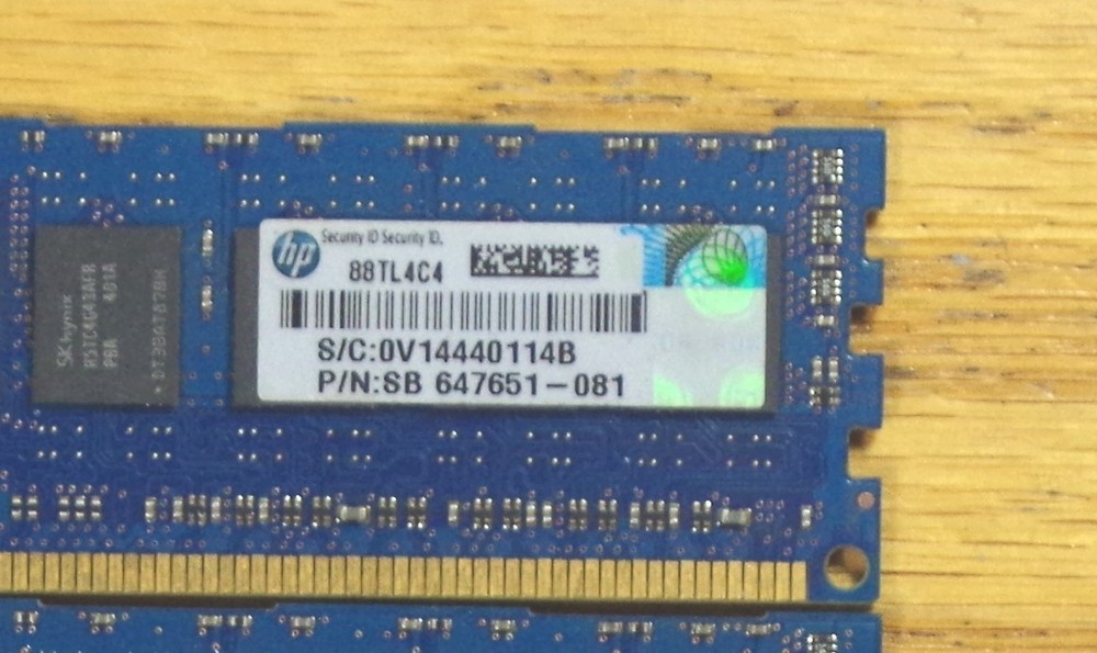THREE - Kingston 8GB PC3-12800R Server Memory - HP647651-081-HYA