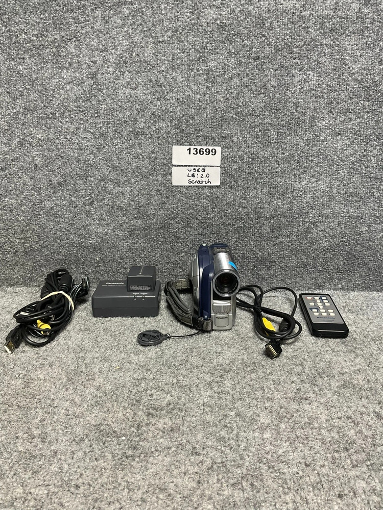 Panasonic Camcorder VDR-M30 10x Optical Zoom Auto Focus Accessories