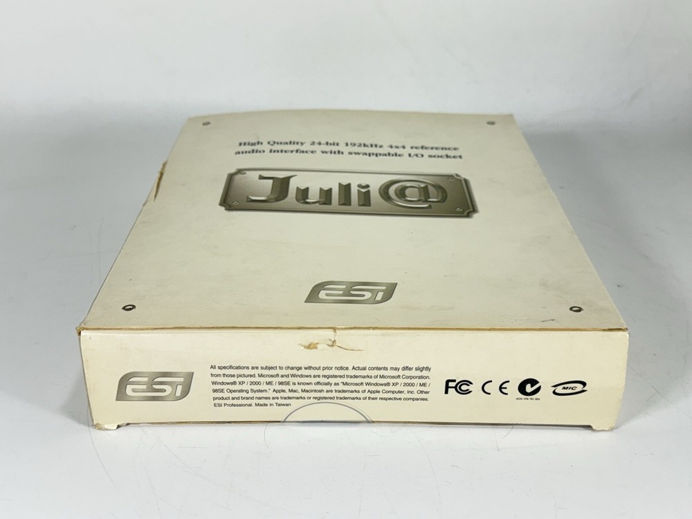 ESI Juli@ 24-bit 192kHz 4x4 Reference Audio Interface with Swappable I/O Socket