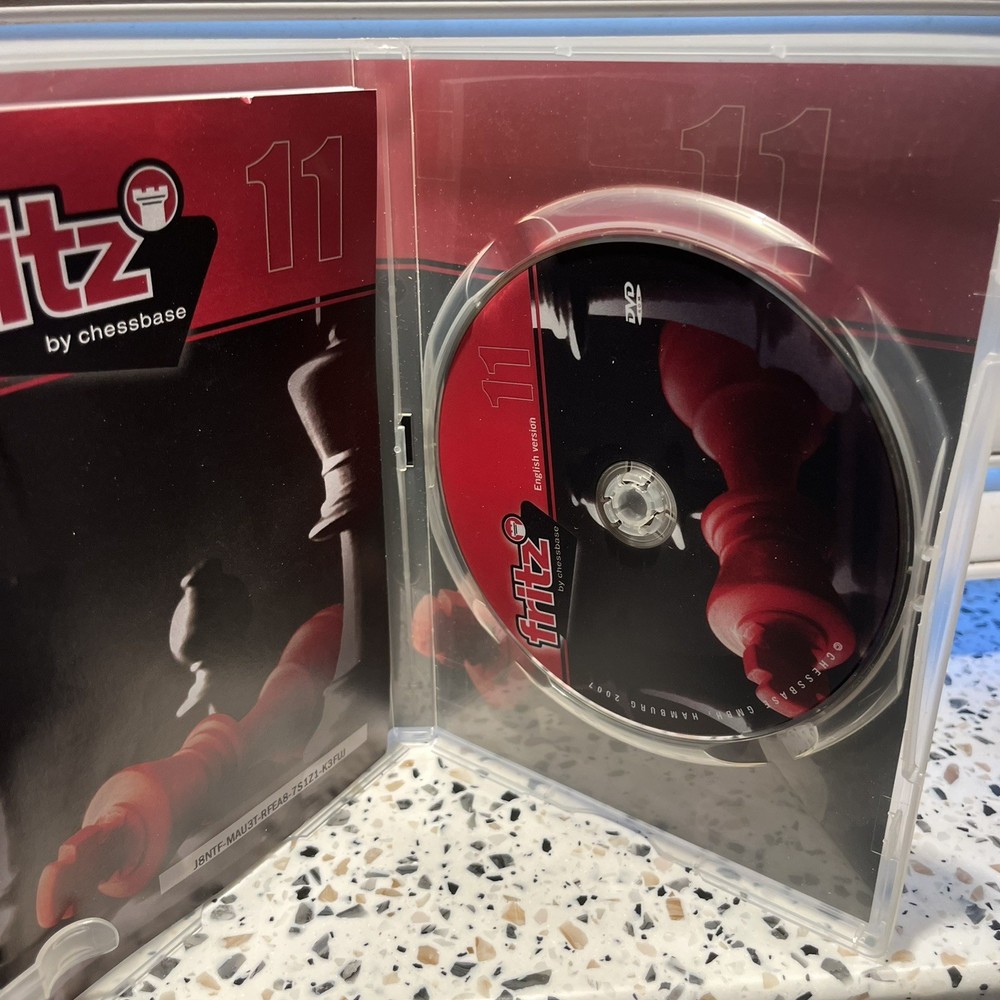 chess Fritz 11 chessbase Computer world Champion DVD software program READ D15