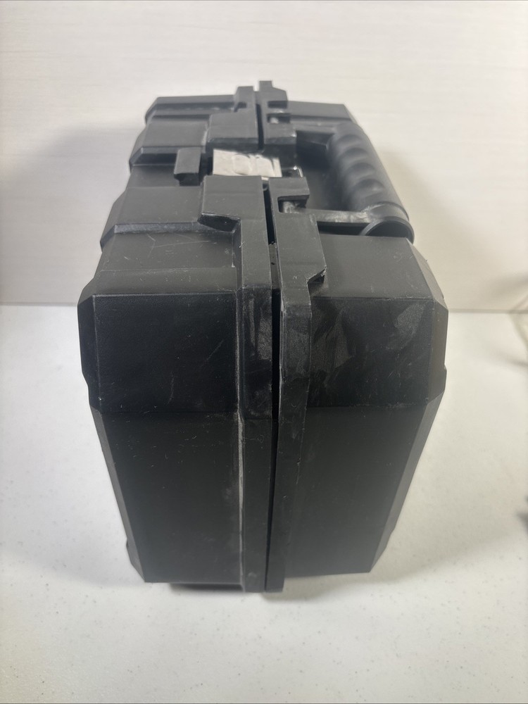 DEWALT DW411 120 VOLT Palm Grip Sander