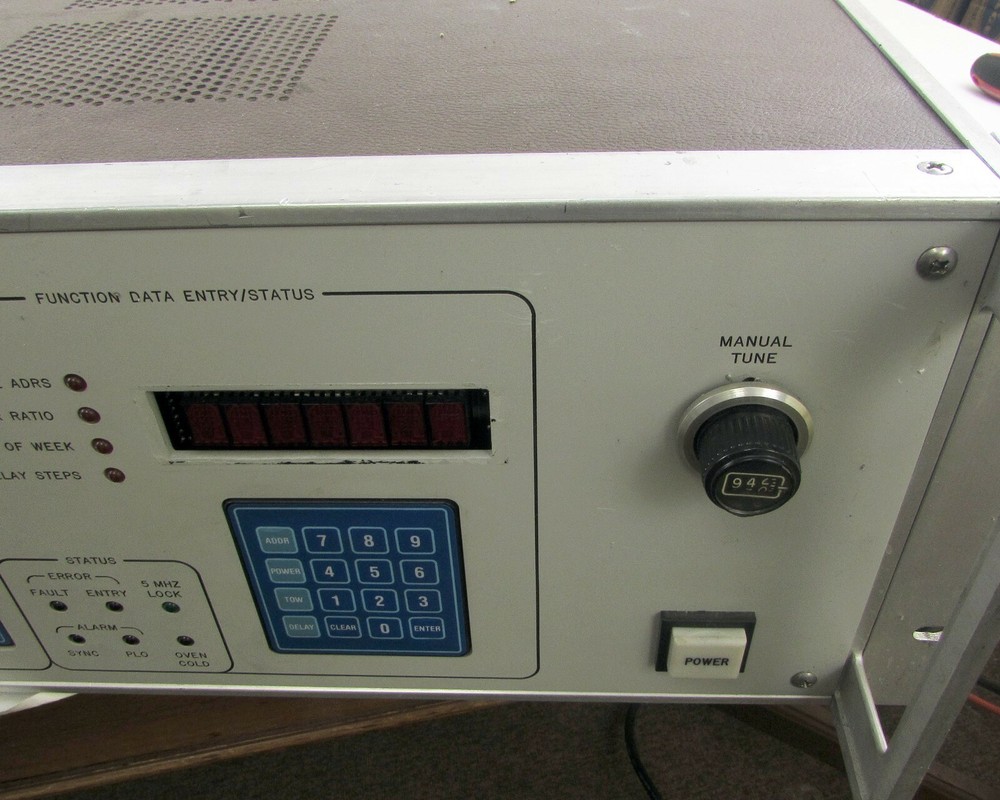 Stanford Telecommunications 5012 Navstar Test Transmitter