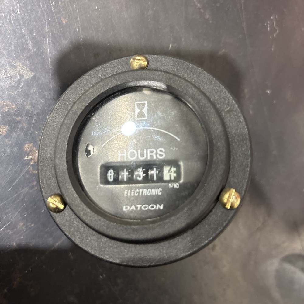 Datcon Electronic Hour Meter, 105592, 131.2 hours