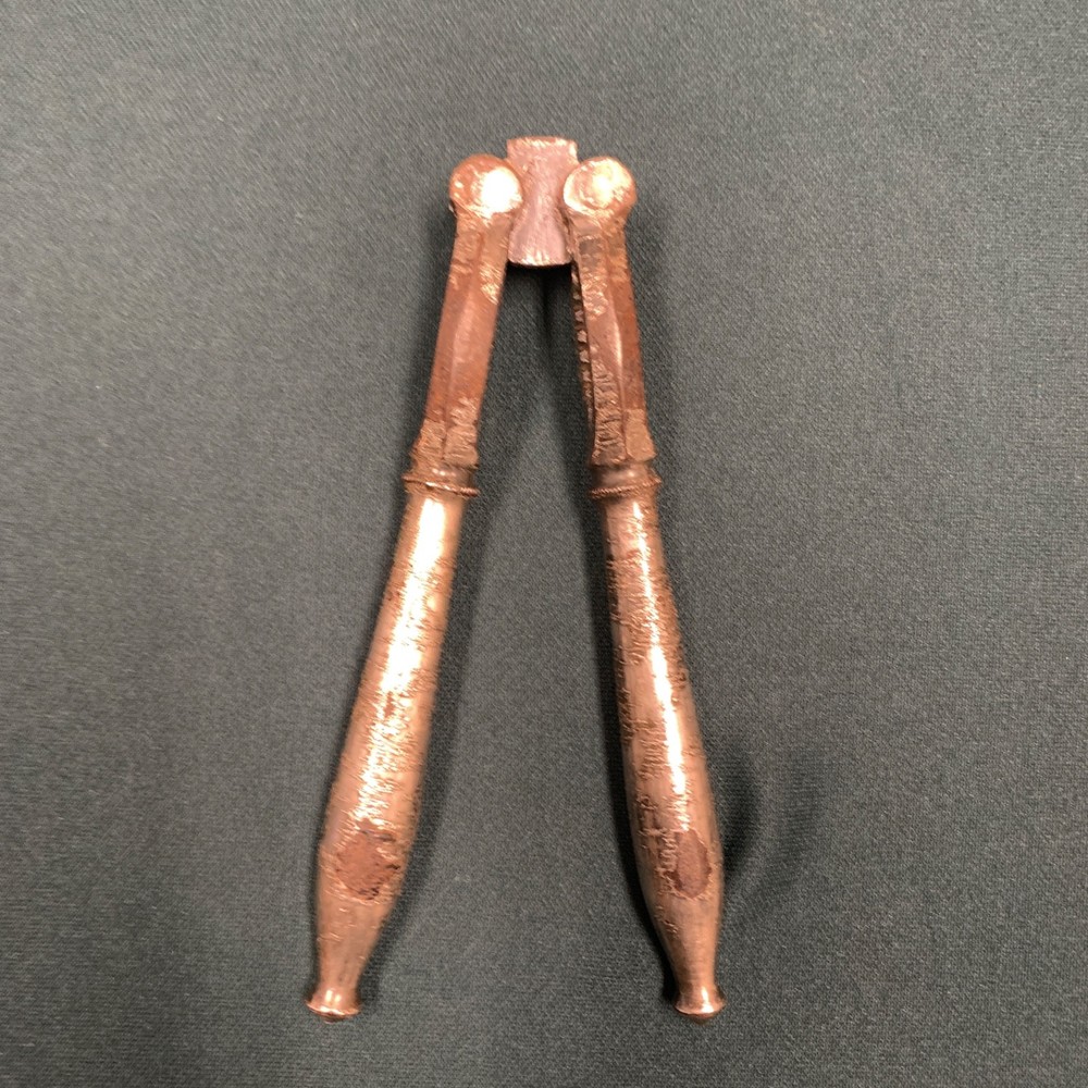ANTIQUE REVERSiBLE PLATED STEEL NUTCRACKER NUT SHELL CRACKER