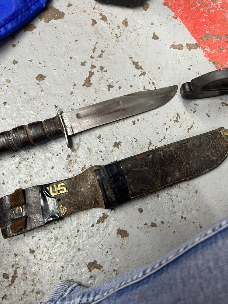 WWII Ka-Bar Knife