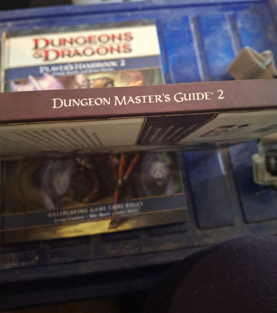 DUNGEONS & DRAGONS Dungeon Master's Guide 2