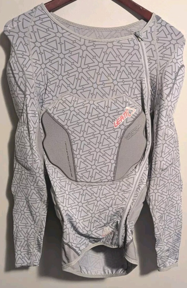 Leatt body armor Grey Size Medium - Read Description