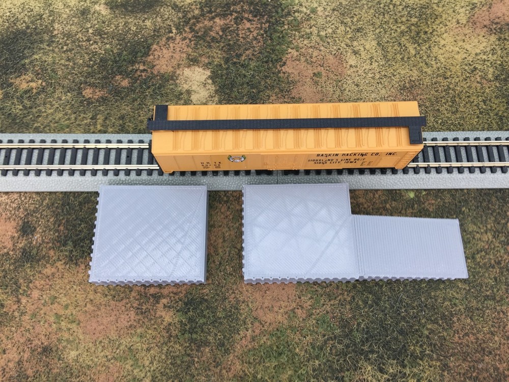 2 pc Loading Platform Dock with Ramp - N Scale 1:160 - No Assembly Required!
