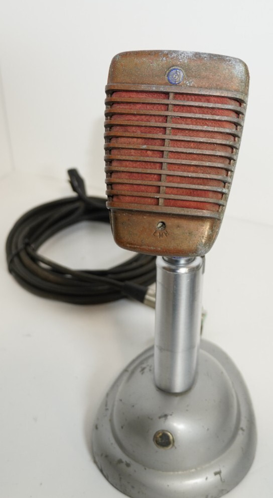 Vintage Shure 51 With desktop stand