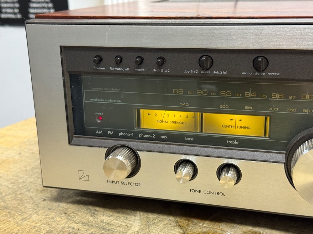 LUXMAN R-1070 STEREO RECEIVER