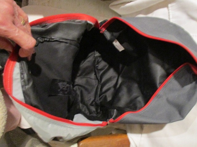 NORTHWEST TERRITORY Vint Backpack Mesh Side Pockets 2Front Pockets Zipper Close