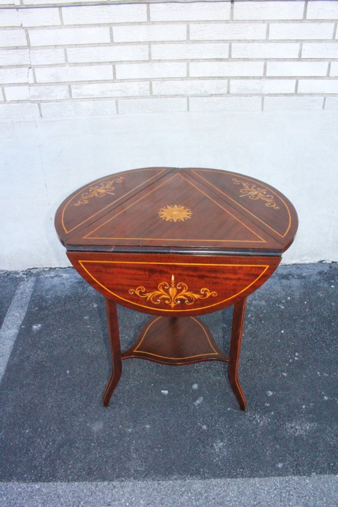 Spectacular Inlaid Triangular Drop Leaf Side End Accent Occasional Table