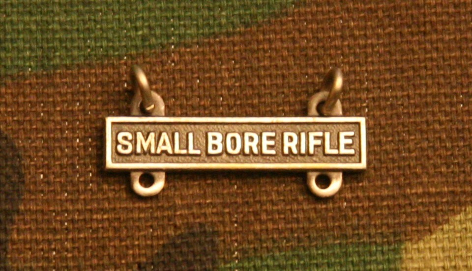 US ARMY SMALL BORE RIFLE QUALIFICATION BAR; OXIDIZED SILVER FINISH