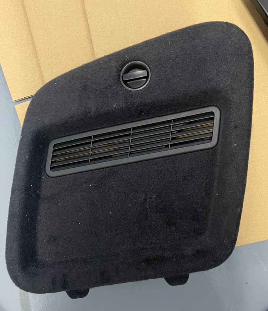 GENUINE AUDI RS5 WARNING TRIANGLE With Panel 8K0860251 OEM