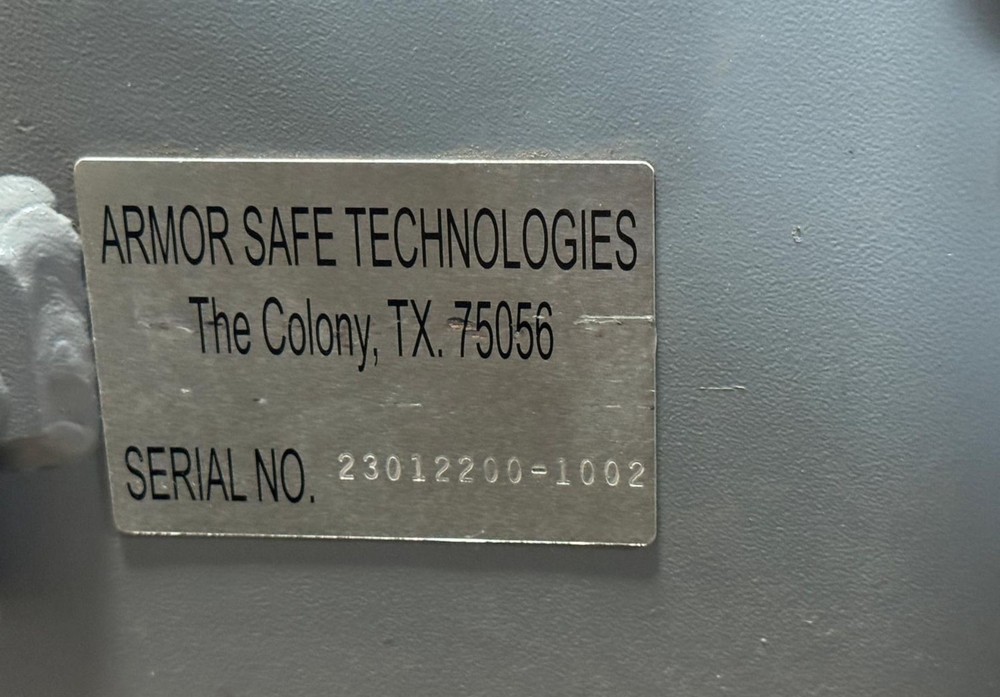 Armor Safe Technologies CacheSYSTEM CS Compact 2200 Cash Counting Smart Safe