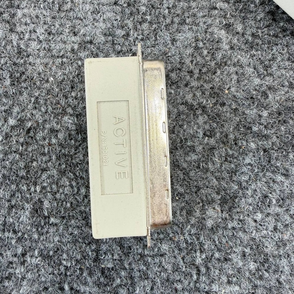 MicroNet Advantage Hard Disk 2000 External SCSI Drive ADV20C0E Vintage