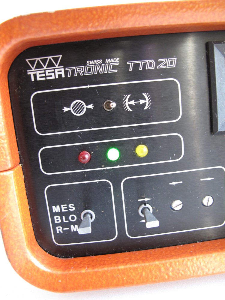 TESATRONIC TTD20, TESATRONIC 544.1018 Length Measuring READOUT CONTROLLER