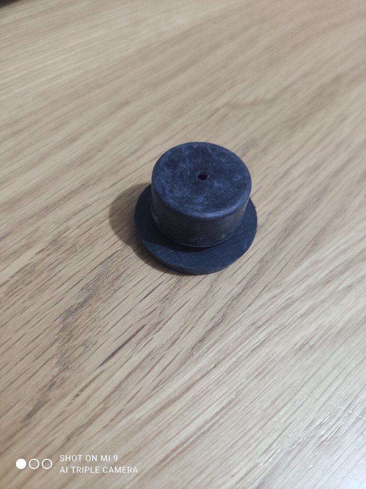 One evo x engine cover grommet Mounting