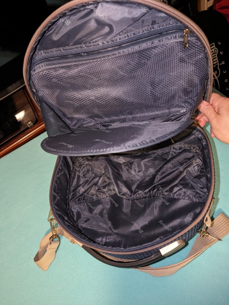 Bonhour travel cosmetic case