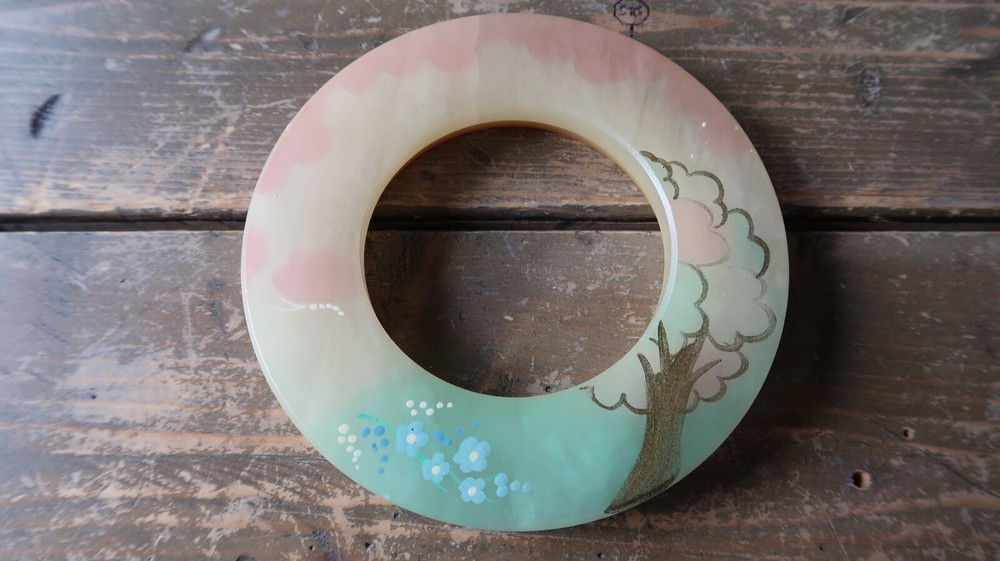 Painted Jade Wall Hanging 5.5"