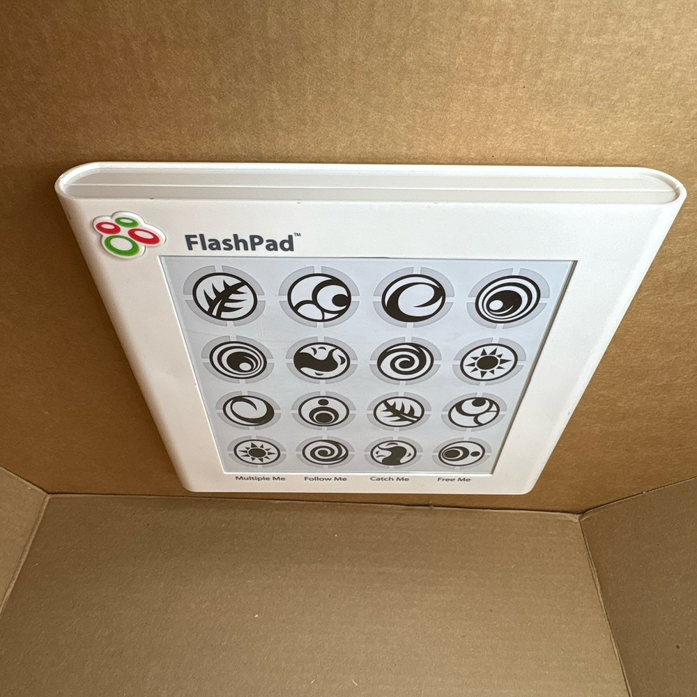 FlashPad Electronic Light & Touch Games Toy Element White Pre-owned Memory Game