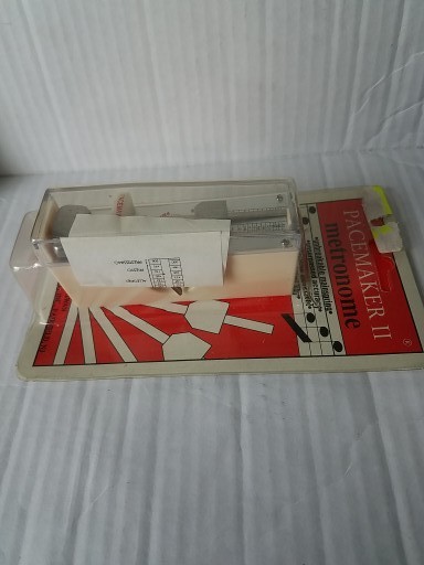 VINTAGE METRONOME PACEMAKER 2 NEW IN ORIGINAL PACKAGE