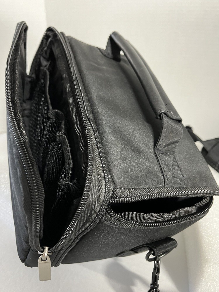 HP Expandable Black Camera Case/Bag, Padded With Shoulder Strap