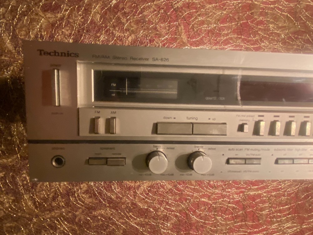 Technics SA-626 Stereo Receiver Works Vol Meter Out
