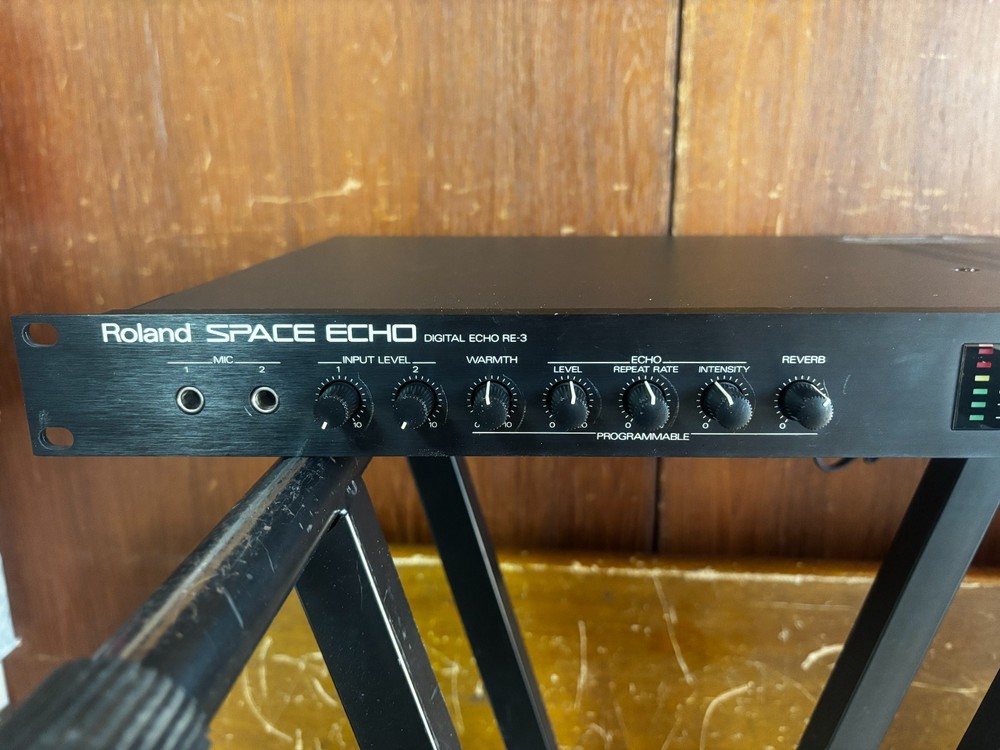 Roland SPACE ECHO DIGITAL ECHO RE-3 vintage rack