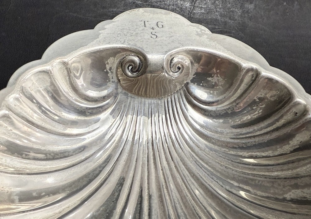 Vintage American Sterling Silver Footed Shell Dish (Scrap)