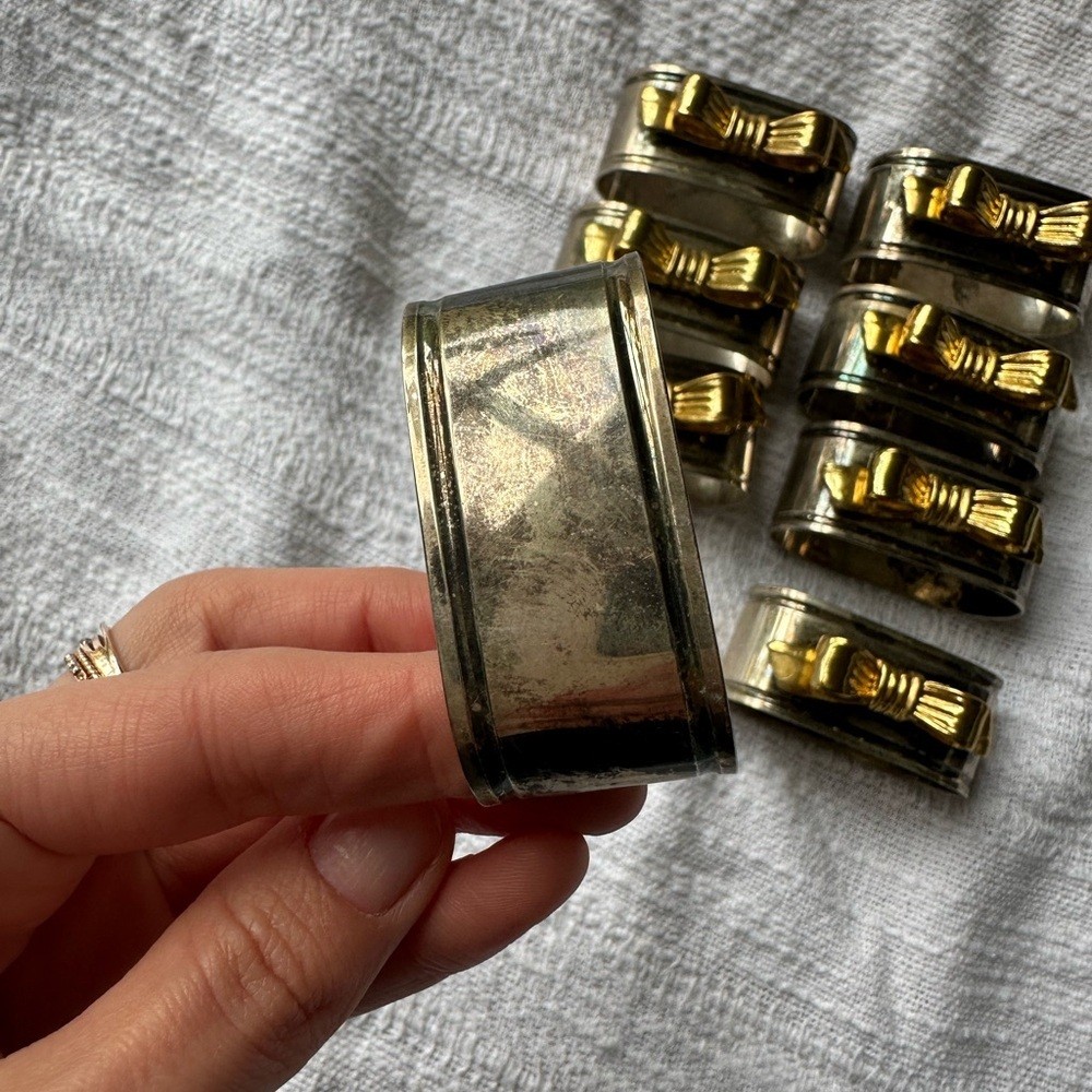 Vintage Bow Napkin Holders