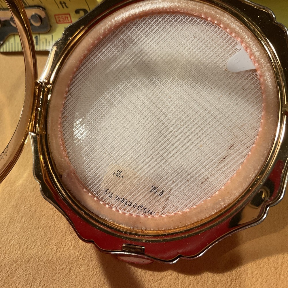 Stratton silver Plated , mirror, hinged powder cover inside Never Used.