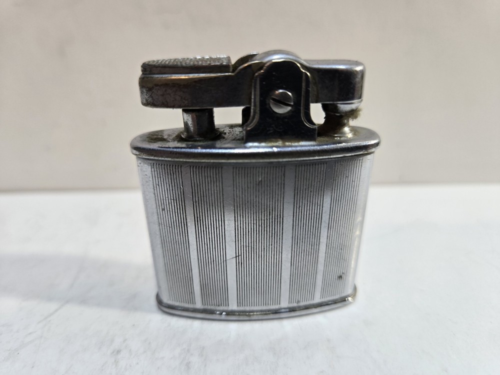 VINTAGE WORKING RONSON Standard SILVER Tone LIGHTER 7541/26