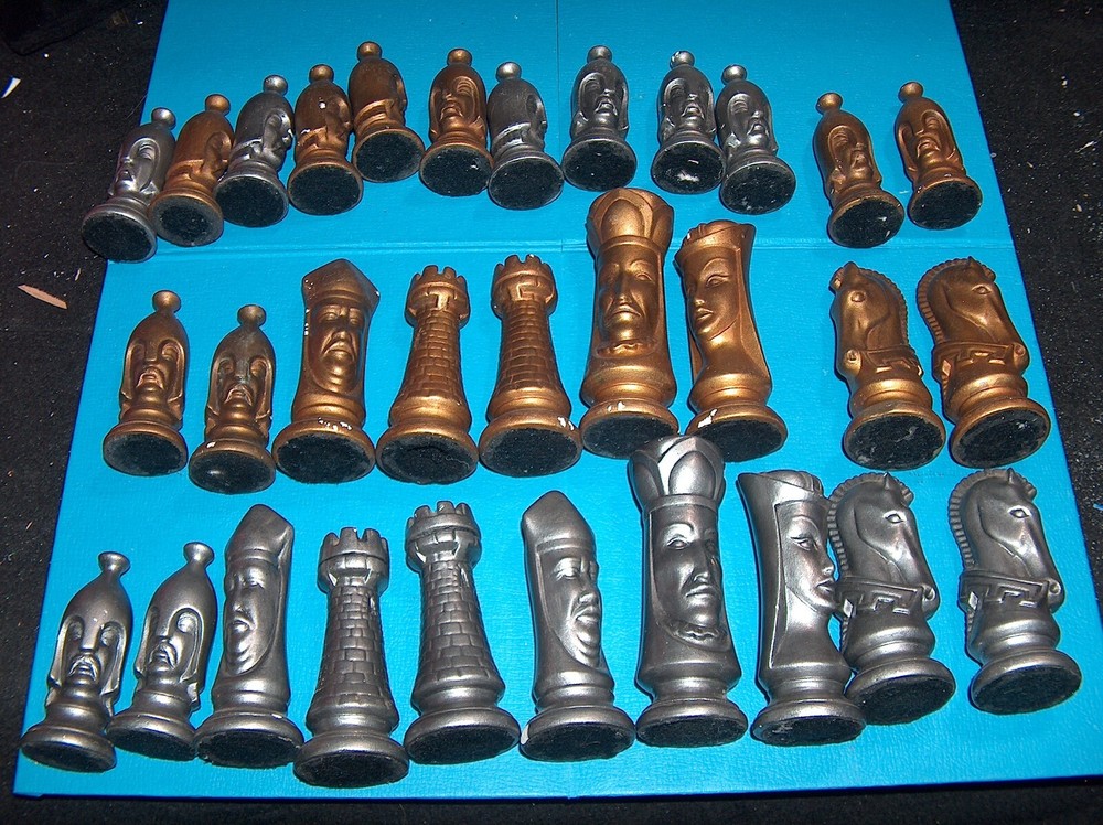 Replacements! Duncan Design Chess Pieces  Gold / Silver ceramic SOLD SEPARATELY