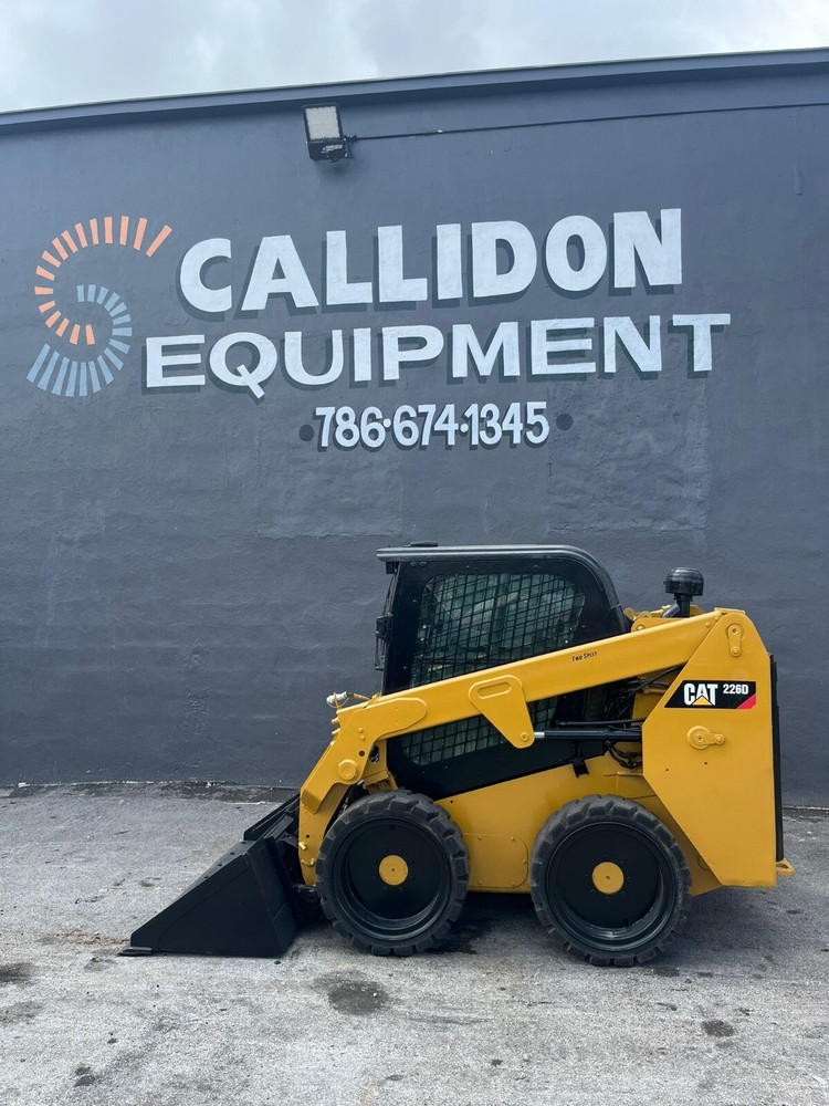 2015 Caterpillar 226D Enclosed Cab Skid Steer Loader